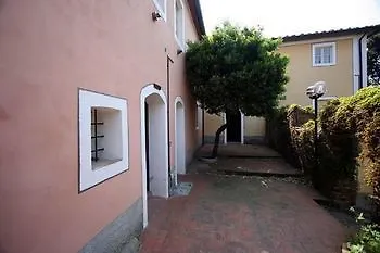 Residence La Casina Castagneto Carducci Hotel
